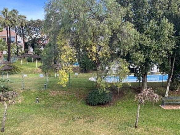 Townhouse for sale in Las Lagunas – Campano