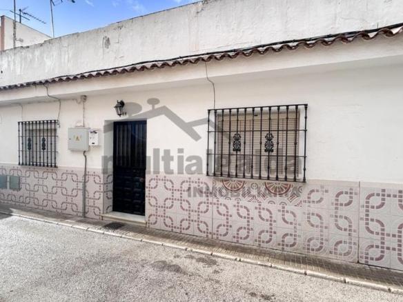 House or villa for sale in Caballero Bonald – San José Obrero – Guadalcacín