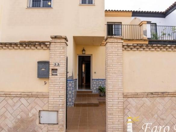House or villa for sale in Las Palmeras – Dehesilla