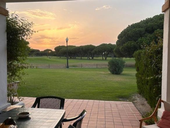 Townhouse for sale in Novo Sancti Petri