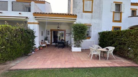 Townhouse for sale in Novo Sancti Petri