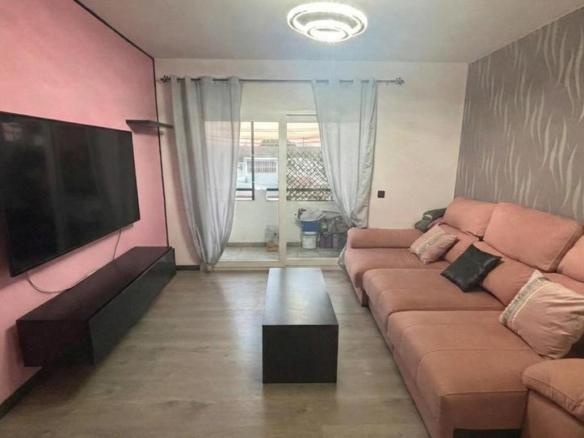 Duplex for sale in Los Barrios