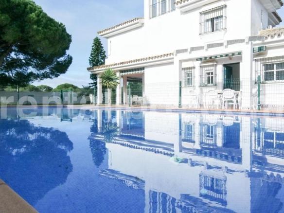 House or villa for sale in Sancti Petri