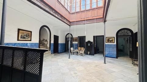 House or villa for sale in the city center