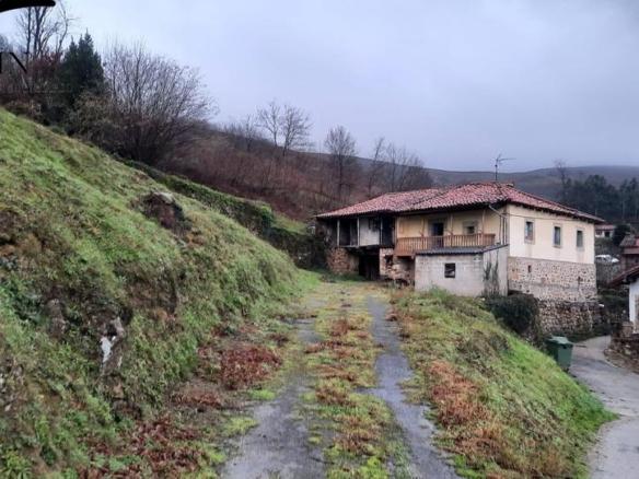 Townhouse for sale in Luena