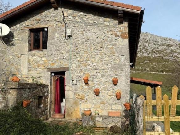 Rustic property for sale in Extremera, Liérganes