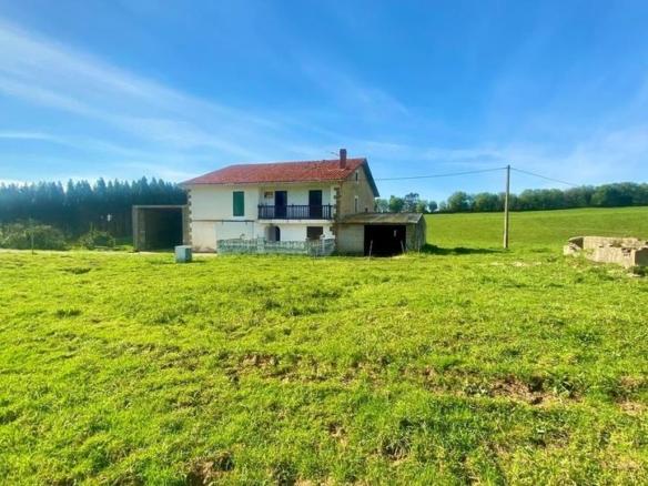 House or villa for sale in Santillana del Mar