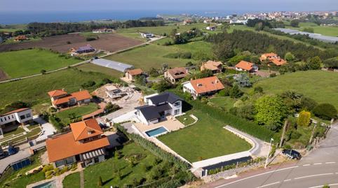House or villa for sale on Carretera Ongayo, Suances