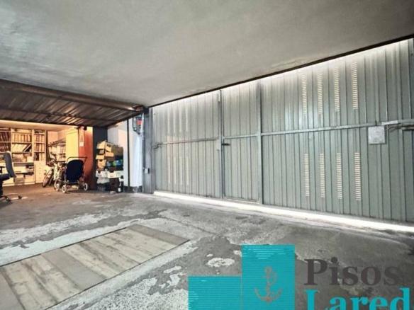 Garage for sale at Calle Comandante Villar, 1, Centro