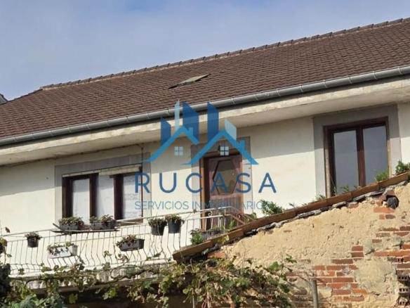 House or villa for sale in Barrio Helguera, Reocín