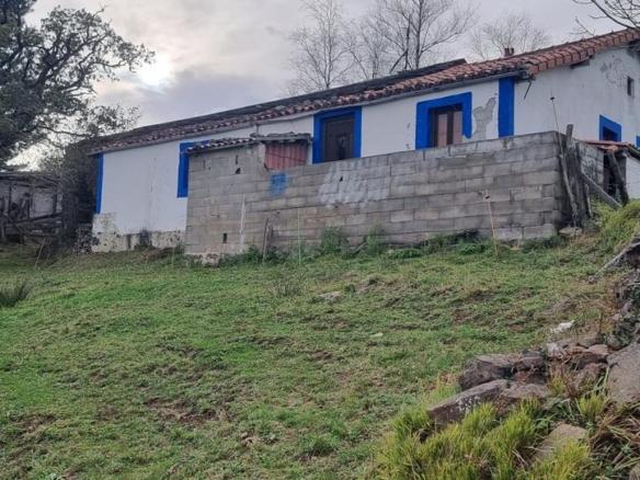 House or villa for sale in Entrambasmestas – Barrio Aldano, San Pedro del Romeral