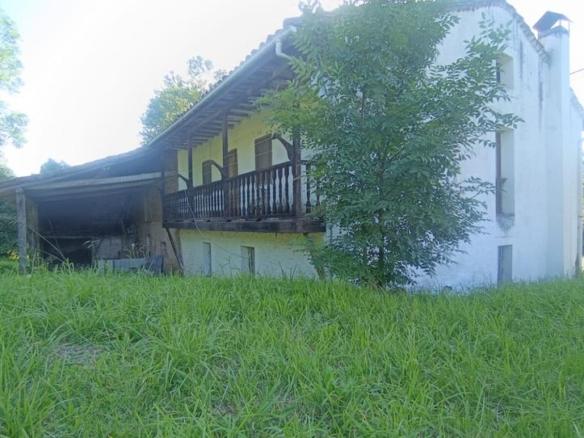 House or villa for sale in Sobarzo – C/ la Llama, 25, Penagos