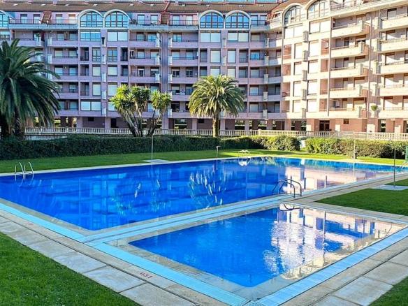 Apartment for sale on Paseo Ocharan Mazas, Brazomar