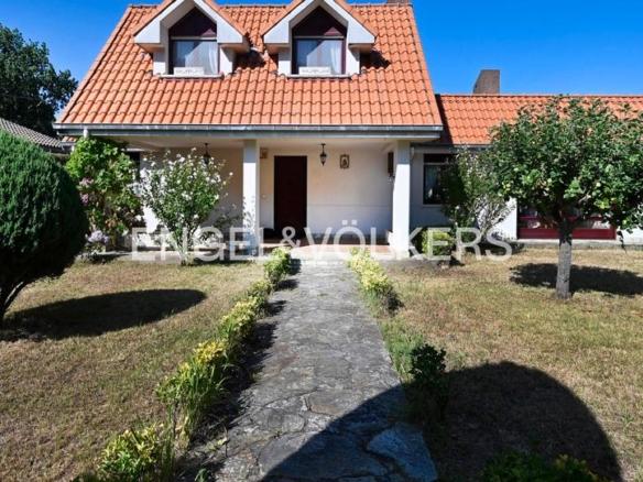 House or villa for sale in Torrelavega, Suances