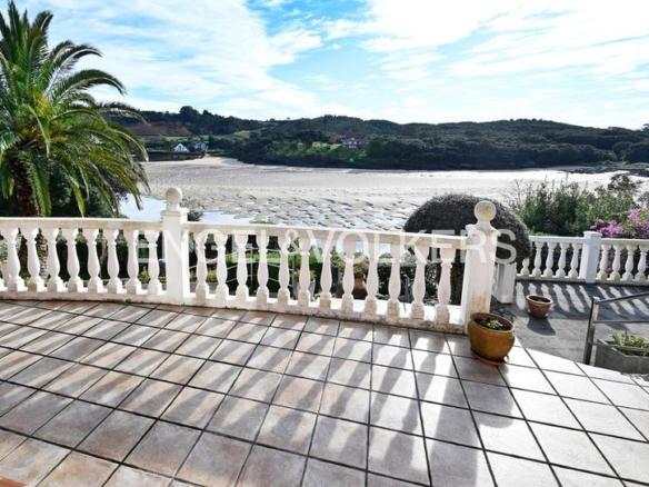 House or villa for sale in Ajo. Urb. la Sorrozuela, Ajo