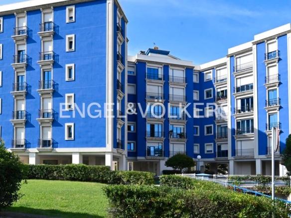 Apartment for sale on Calle Real Racing Club, El Sardinero