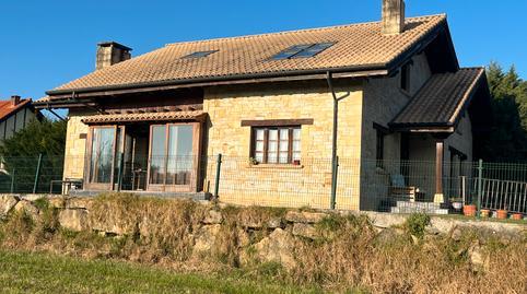 House or villa for sale on Avenida la Constitución, Suances