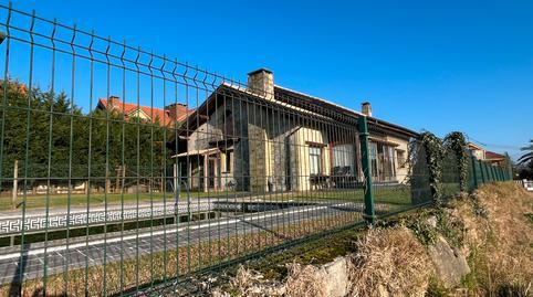 House or villa for sale on Avenida la Constitución, Suances
