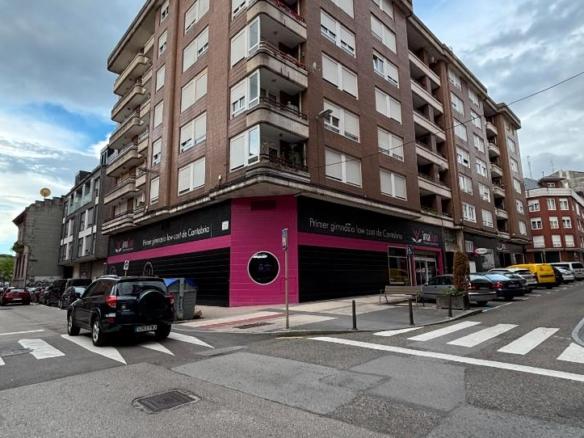 Apartment for sale on Berta Perogordo Street, City Center
