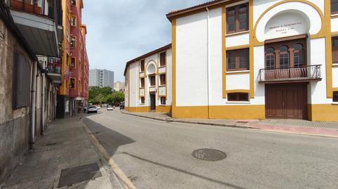 Apartment for sale on Montevideo Street, Cuatro Caminos