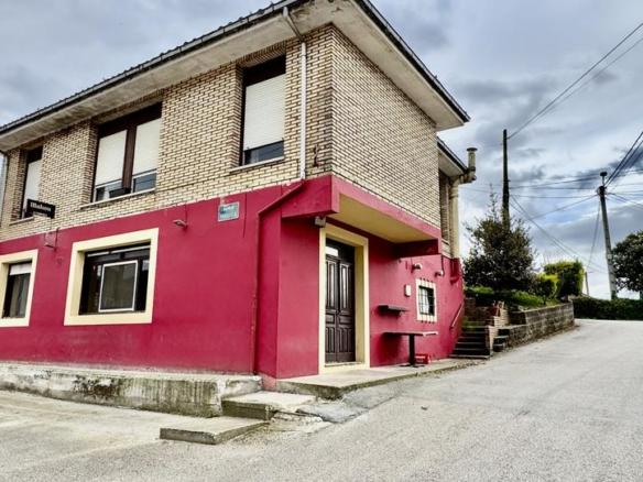 House or villa for sale in Ceceñas – Bº la Prosilla 28 Ceceñas, 28, Ceceñas – Beautiful