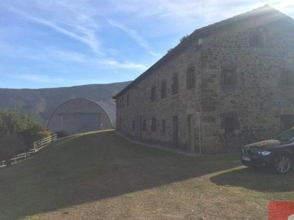 House or villa for sale in Valdáliga – Barrio la Herrería, Valdáliga