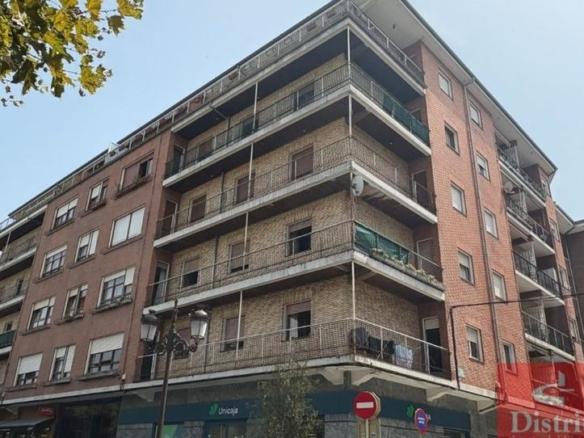 Apartment for sale in Torrelavega – Avenida de España, El Parque – Zapatón