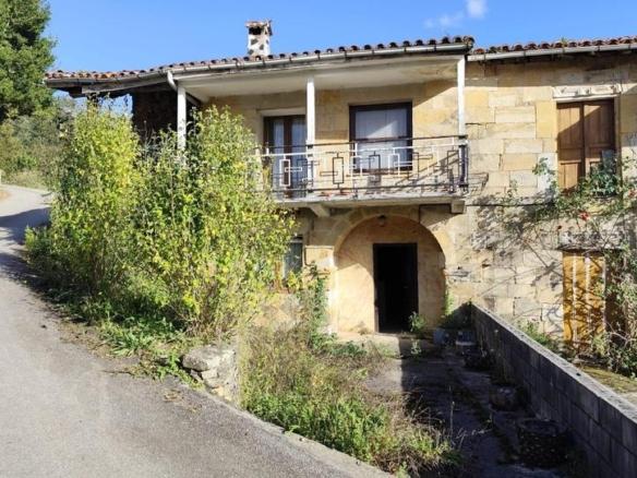 House or villa for sale in Santiurde de Toranzo