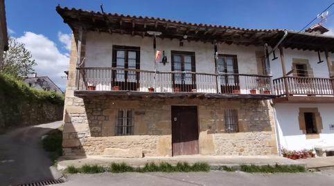 House or villa for sale in Villacarriedo