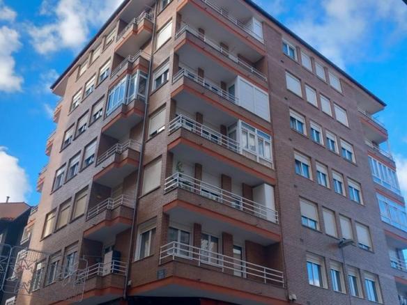 Apartment for sale on Lasaga Larreta Street, City Center