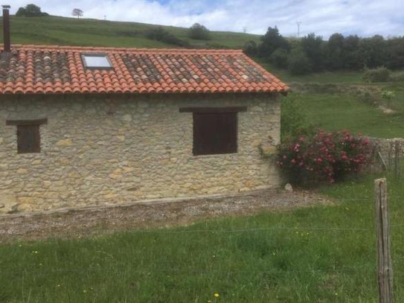 House or villa for sale in Barrio San Roque, Val de San Vicente
