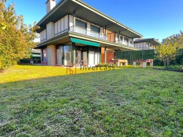 Townhouse for sale in Cotolino