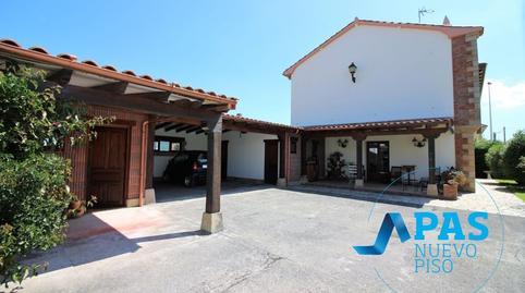 House or villa for sale on Calle Corbán, Alisal – San Román