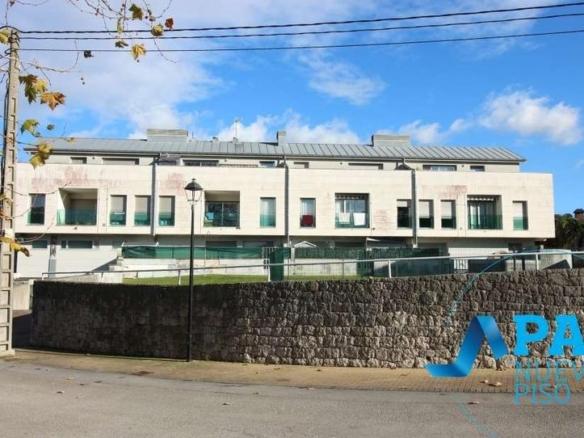 Apartment for sale on Avenida de Los Menicenses, Miengo village