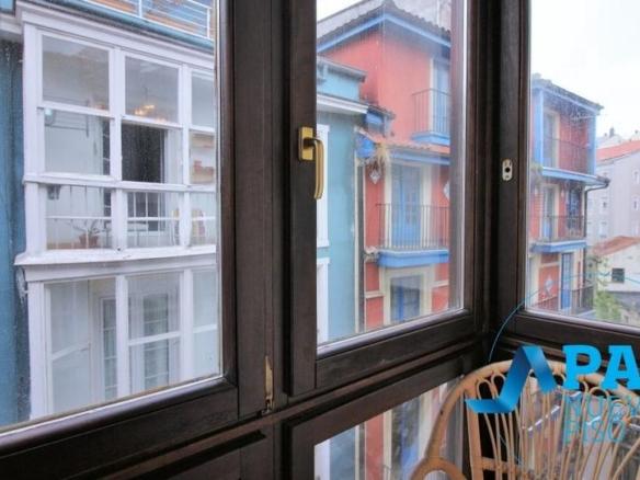 Apartment for sale on Arrabal Street, City Center – Town Hall