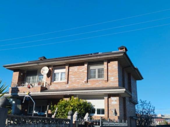 House or villa for sale on Calle la Pesquera, 1g, Centro