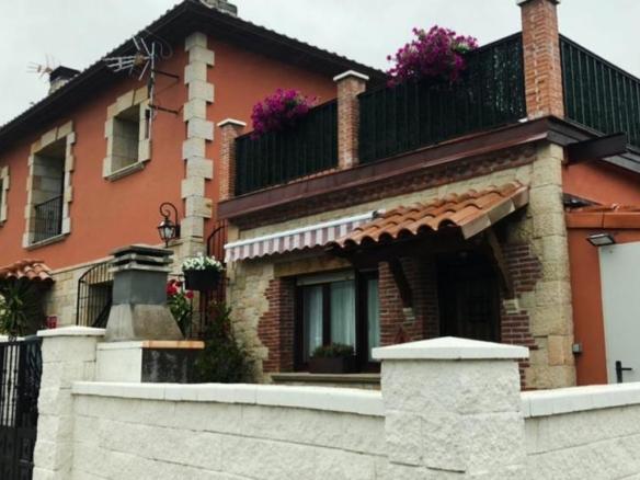 Townhouse for sale in Praves – Bo Praves-sierra, 38, Hazas de Cesto