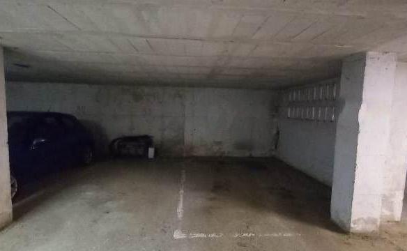 Garage for sale in Valdáliga