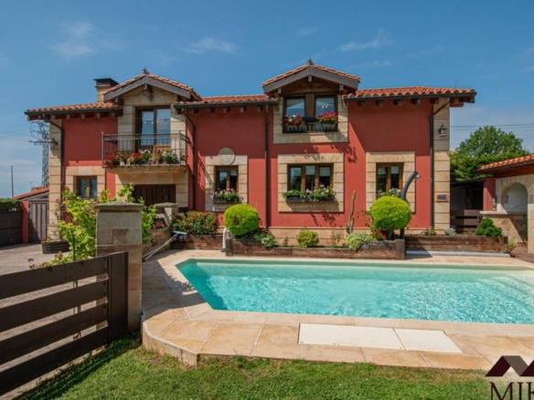 House or villa for sale in San Roque, Alfoz de Lloredo
