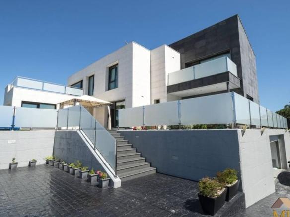 House or villa for sale in Los Calderones, Soto de la Marina