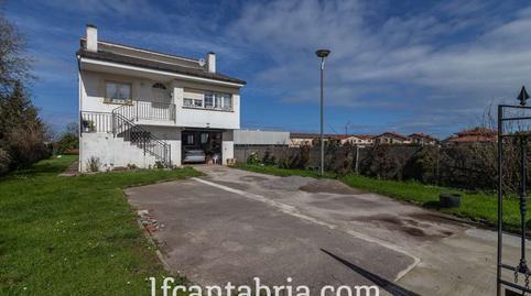 House or villa for sale on Avenida José María de Pereda, Bezana – Prezanes