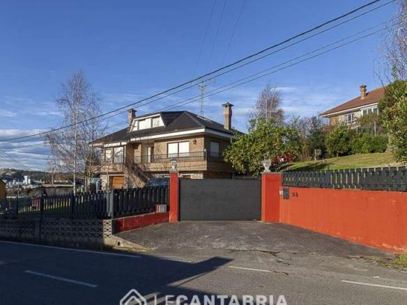 House or villa for sale on Calle del Doctor Fleming, Herrera
