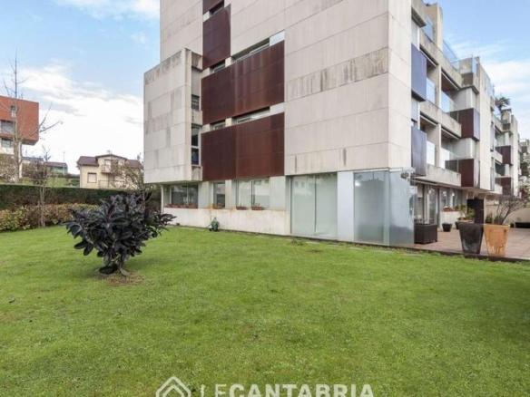 Apartment for sale in Barrio Monte la Torre, Monte