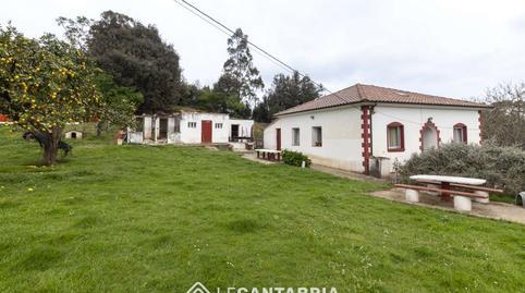 House or villa for sale in Barrio el Tojo, Revilla