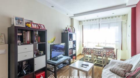 Apartment for sale on Trasmiera Street, Los Castros