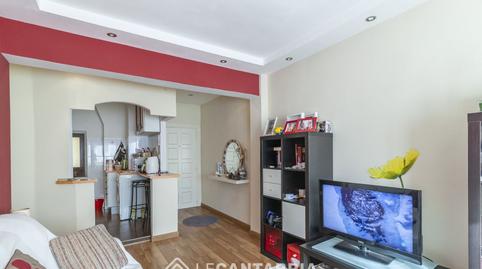Apartment for sale on Trasmiera Street, Los Castros