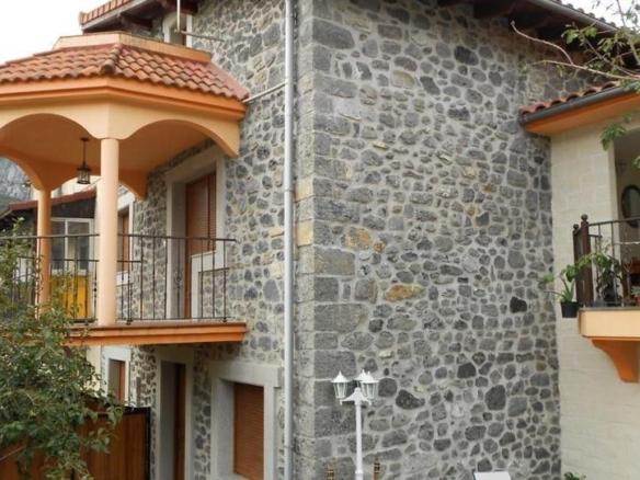 House or villa for sale in Ramales de la Victoria