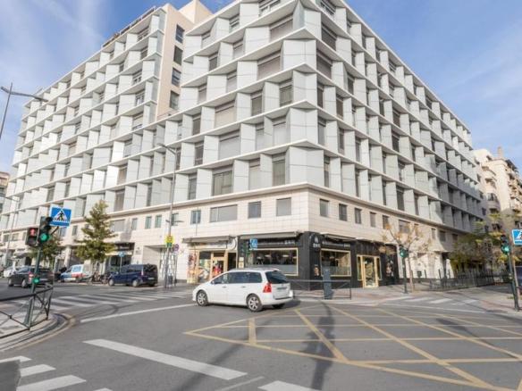 Apartment for sale on Calle Arabial, 54, Camino de Ronda