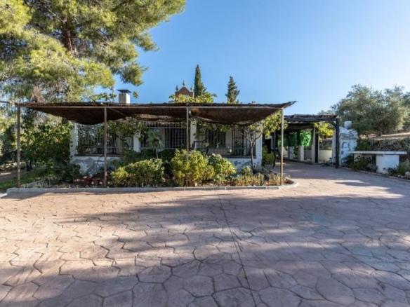 Rustic property for sale in La Charca, S/n, Güevéjar
