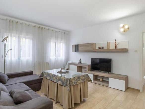 Apartment for sale in Castaño – Mirasierra